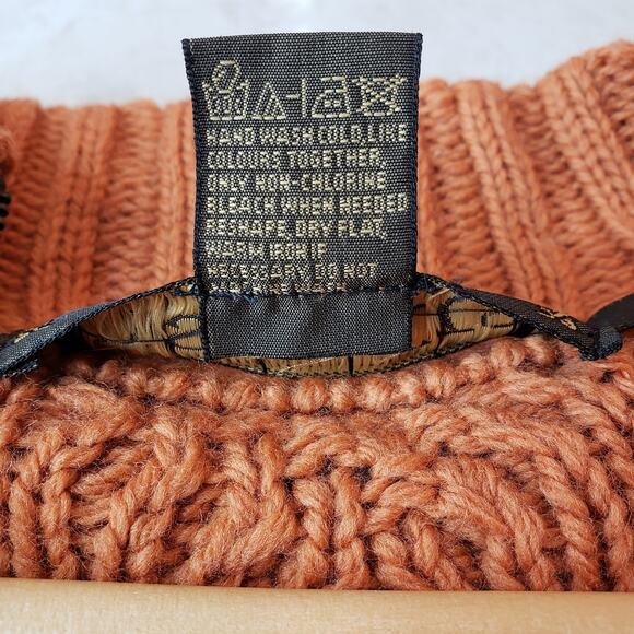 INIS CRAFTS Merino Wool Cable Knit Cardigan Full Zip Ireland Women's Large *Flaw - Picture 3 of 16